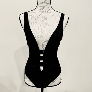 ⭐️  Katie K Bodysuit